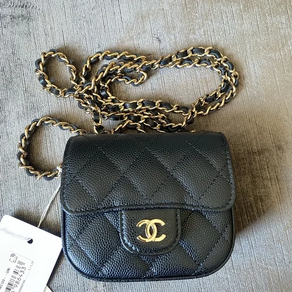 ショルダーバッグ・ポシェット × ヴィンテージ(中古) Chanel Caviar Classic Chain Mini Bag AP2475 CHANEL | Bags | Brand New Authentic Chanel Caviar Micro